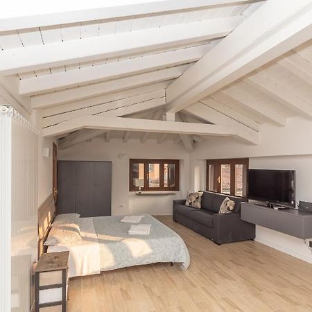 Residenza Capriolo 28 - F&L Apartment Brescia Bagian luar foto