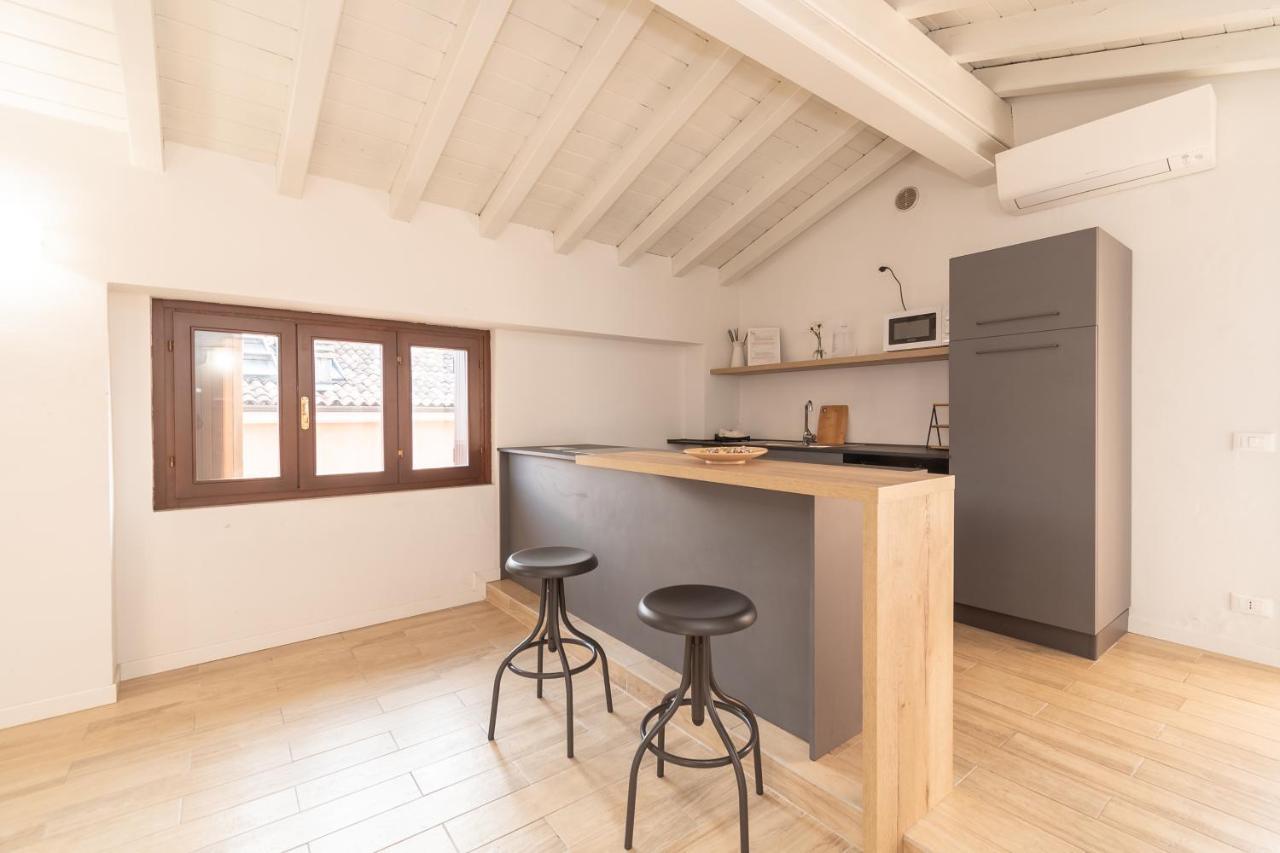 Residenza Capriolo 28 - F&L Apartment Brescia Bagian luar foto