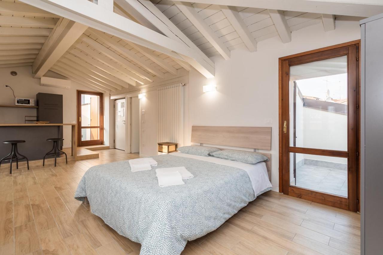 Residenza Capriolo 28 - F&L Apartment Brescia Bagian luar foto